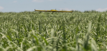 Em tempo de redução de custo, operações agrícolas com drones e vants ganha espaço nos canaviais