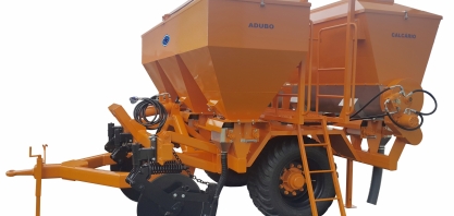 DMB expõe em feira virtual implemento que incrementa aplicação de insumos