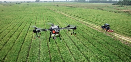 Governo de São Paulo e entidades se unem para criar políticas para o uso de drones na agricultura