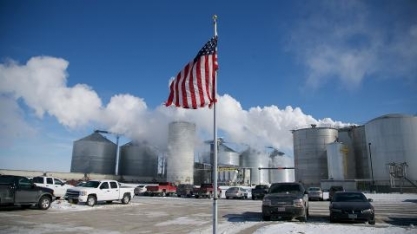 Embaixador dos EUA faz lobby no governo por fim da taxação sobre etanol importado