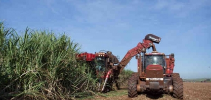 Volatilidade do petróleo, por maior produção e covid, manterá etanol em alerta