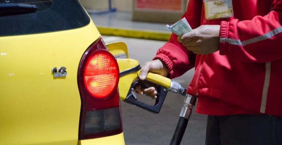 Melhora no consumo da nova gasolina em relação ao etanol é irrisória, especialmente em motores mais antigos, diz especialista Imagem: Geremias Orlandi/Futura Press/Folhapress