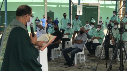 Celebração de missa marca início da moagem em Pindorama