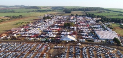 Feiras agropecuárias que movimentam R$ 17 bi são canceladas e algumas tentam migrar para internet