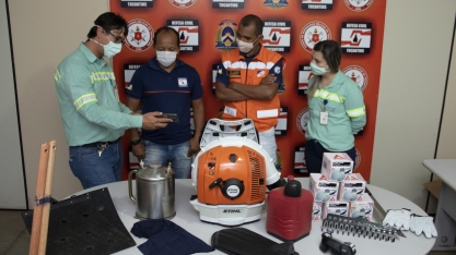 BP Bunge Bioenergia doa kit de combate a incêndios aos Bombeiros de Palmas