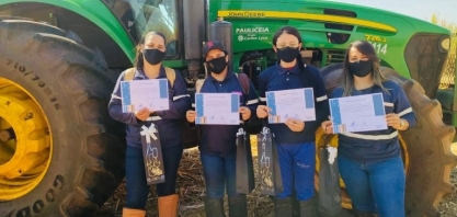 Mulheres que operam máquinas agrícolas são campeãs de desempenho na Usina Caeté Unidade Pauliceia