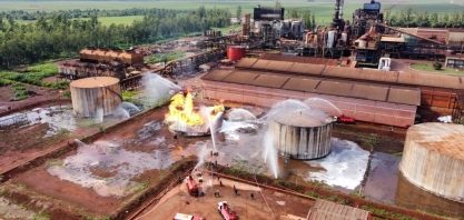 Reservatório com 5 milhões de litros de etanol em usina de MS explode e fica destruído pelo fogo