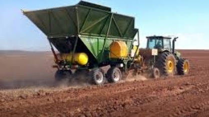 Venda de fertilizantes para 2021 dispara no brasil, aponta Stonex