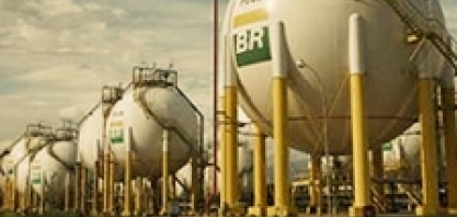 Petrobras eleva gasolina em quase 8% na refinaria, para R$1,98/l; mantém diesel