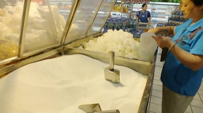 Contratos de importação de açúcar diminuem na China com aumento de estoques alfandegados