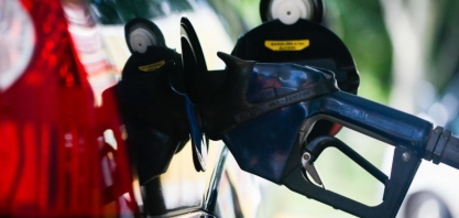 Petrobras reajusta preços da gasolina e do diesel; governo neutraliza valor final