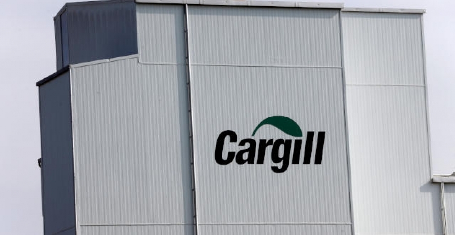 A Cargill negocia a venda de sua fatia de 50% na joint-venture para a Copersucar (Imagem: REUTERS/Denis Balibouse)