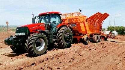 Versão completa de plantadora automatizada de cana reduz custos da Agro Retiro