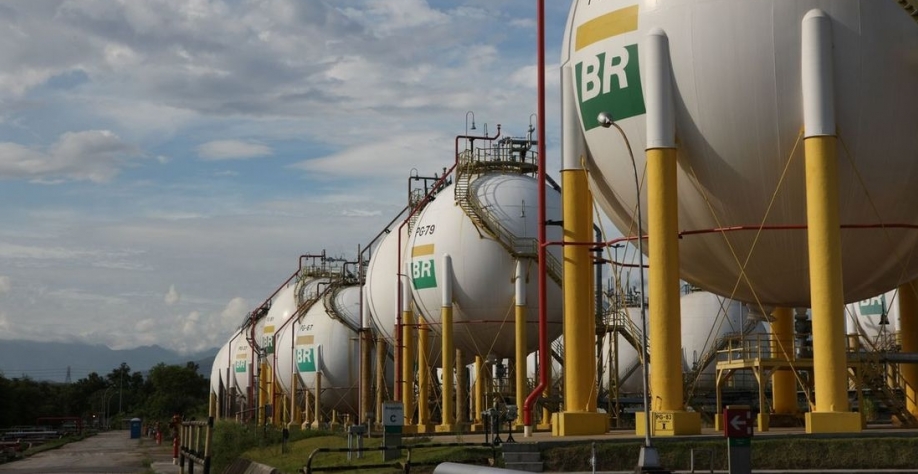 A Petrobras colocou à venda 8 de suas 13 refinarias - Foto: André Motta de Souza / Agência Petrobras