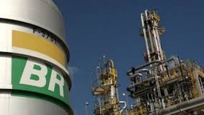 Petrobras vai aumentar a gasolina em 2% e o diesel em 3,75%