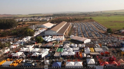 Fenasucro & Agrocana é adiada para novembro deste ano e deve ser presencial