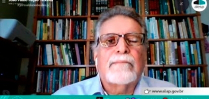 Nota do Presidente da APqC: 