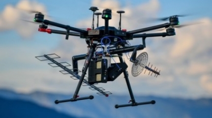 Radar embarcado em drone monitora o crescimento da cana-de-açúcar
