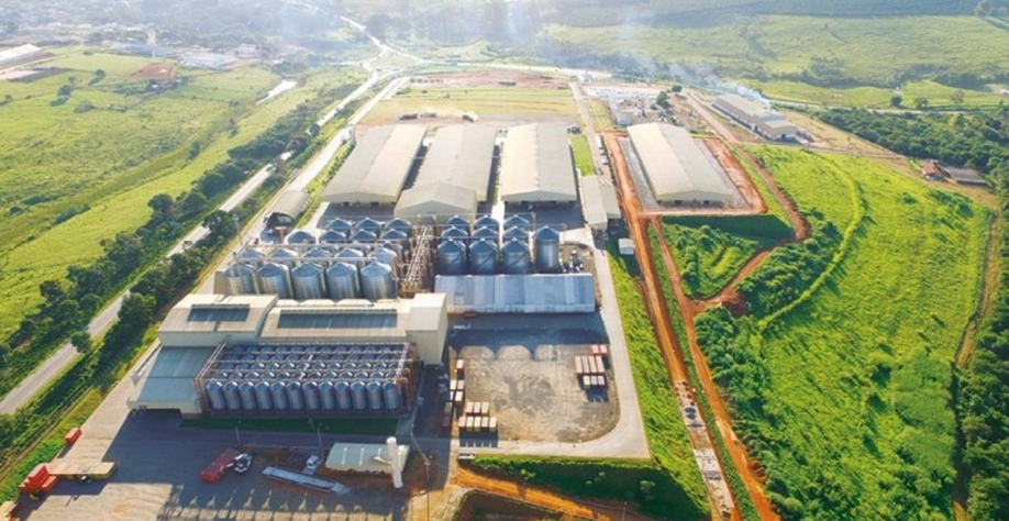 Atualmente, a ferramenta soma 48 mil caminhoneiros cadastrados, 557 mil viagens e o pagamento de R$ 2,6 bilhões em fretes. Divulgação/Forbes