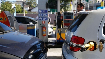 Em um ano, gasolina subiu 43,06% no Brasil, diz empresa de gestão de frotas