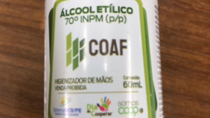 Coaf distribui 5 mil frascos com álcool 70° para a Campanha Dia de Cooperar da OCB-PE