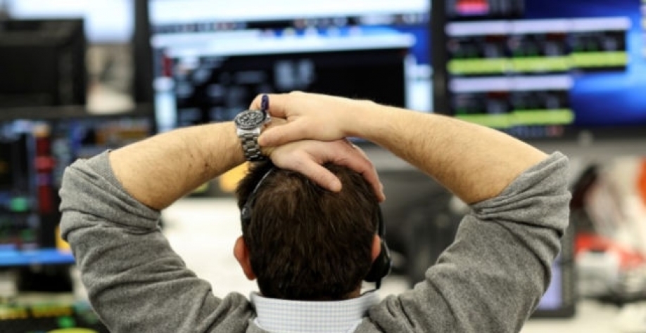 Expectativa de baixas nos ativos de risco ao redor do mundo e de olho na abertura do mercado americano (Imagem: Reuters/Simon Dawson)