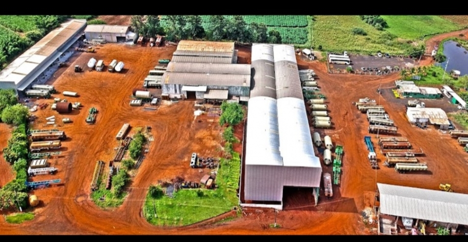  Vista aérea da sede da UNIFIBRA em Jardinópolis, SP