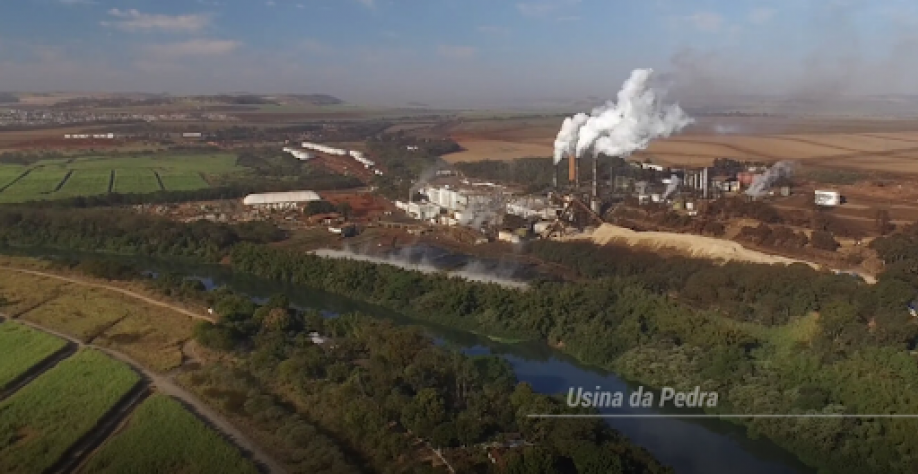 Neste período, companhia dá atenção especial aos equipamentos que compõem as linhas de cana, bagaço, esteiras, caldeiras e geradores, pois são únicos e essenciais à indústria. Foto: Divulgação Pedra Agroindustrial