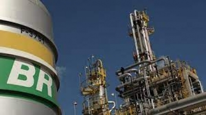 Estados e municípios querem derrubar proposta de lira sobre ICMS para reduzir gasolina
