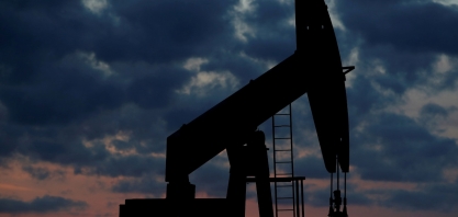 Preços do petróleo retomam alta com improvável liberação de reserva dos EUA