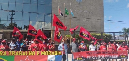 Protesto no centro de Maceió cobra desapropriação de terras das usinas Guaxuma e Laginha