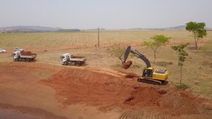 CRV Industrial ajuda Prefeitura de São Patrício em aterro de represa
