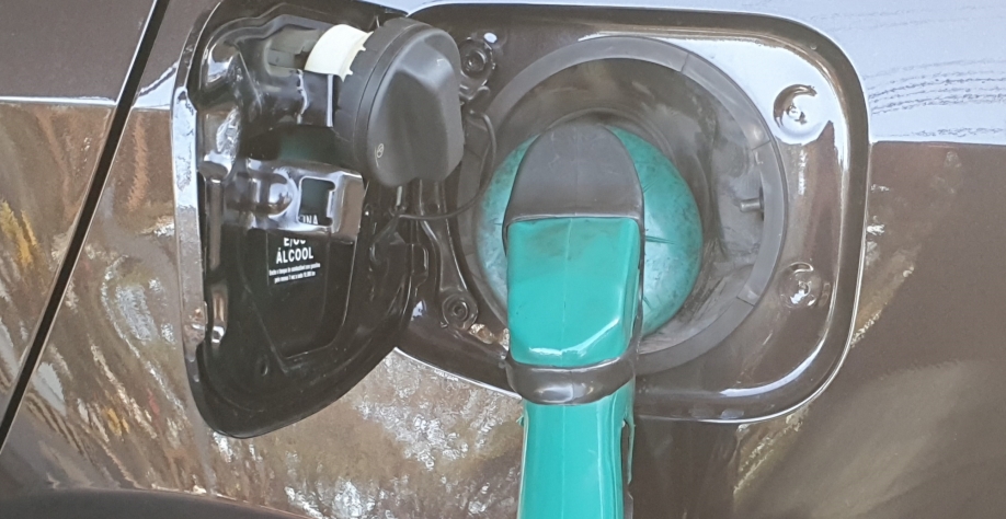 O etanol tem vantagem no assunto de emissão de CO2