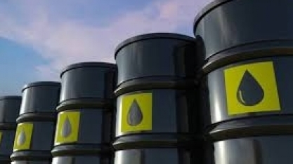 Em setembro, o petróleo bateu os 80 dólares por barril, o maior valor dos últimos três anos