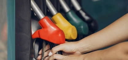 Apesar da queda na moagem, produção de etanol anidro cresce