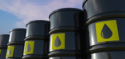 Temores de uma nova onda de Covid-19 na Europa derrubam os preços do petróleo e já refletem no valor do etanol hidratado