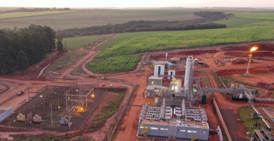  Em outubro de 2020, Raízen inaugurou sua primeira planta de biogás. Uma das maiores do mundo, a estrutura foi construída anexo à Usina Bonfim (Foto: Divulgação Raízen