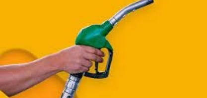 95% de carros a combustão em 2035: plano da indústria aposta tudo em biocombustíveis