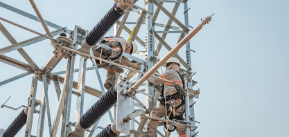 Investir no retrofit para aumentar a eficiência da indústria é importante, mas realizar as manutenções elétricas é fundamental