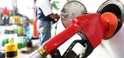 Governo e Petrobras podem fazer algo para você pagar menos pela gasolina?
