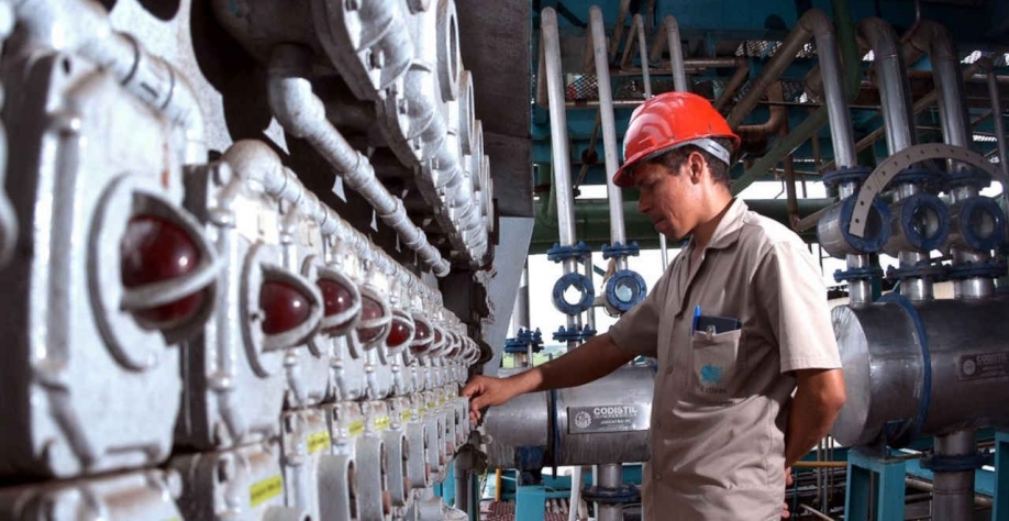 Termômetro: atividade econômica encolheu no terceiro trimestre, segundo o IBGE (Imagem: CNI/José Paulo Lacerda)