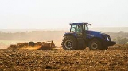 Combustível volta a subir e alta do diesel chega a 8%