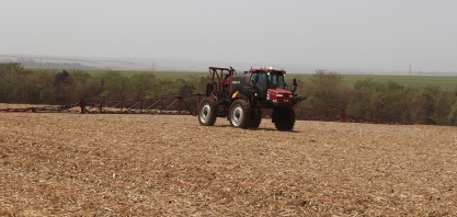 IAC lança boletim sobre os fundamentos da aplicação de herbicidas em cana-de-açúcar
