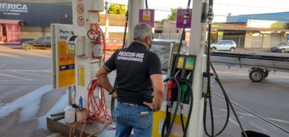 Preço dos combustíveis tem variação de até 29,4% em postos do centro de Campo Grande