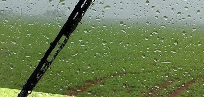 Fim de semana será de tempo encoberto e chuvoso em grande parte do Brasil; confira a previsão