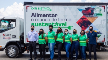 AGCO incorpora caminhões elétricos e a gás em sua frota