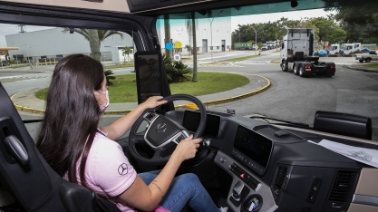 Abertas inscrições para a live: Mulheres caminhoneiras – Na direção dos seus sonhos