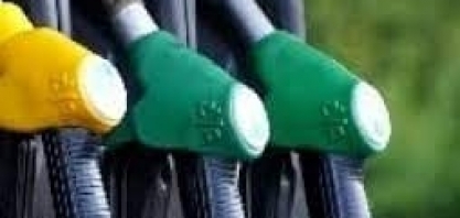Sem defasagem, diesel custaria R$ 7,33/l e gasolina R$ 7,4/l, diz Fecombustíveis