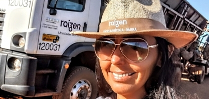 De limpadora de vidros em pizzaria à motorista de rodomuda