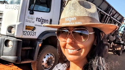 De limpadora de vidros em pizzaria à motorista de rodomuda